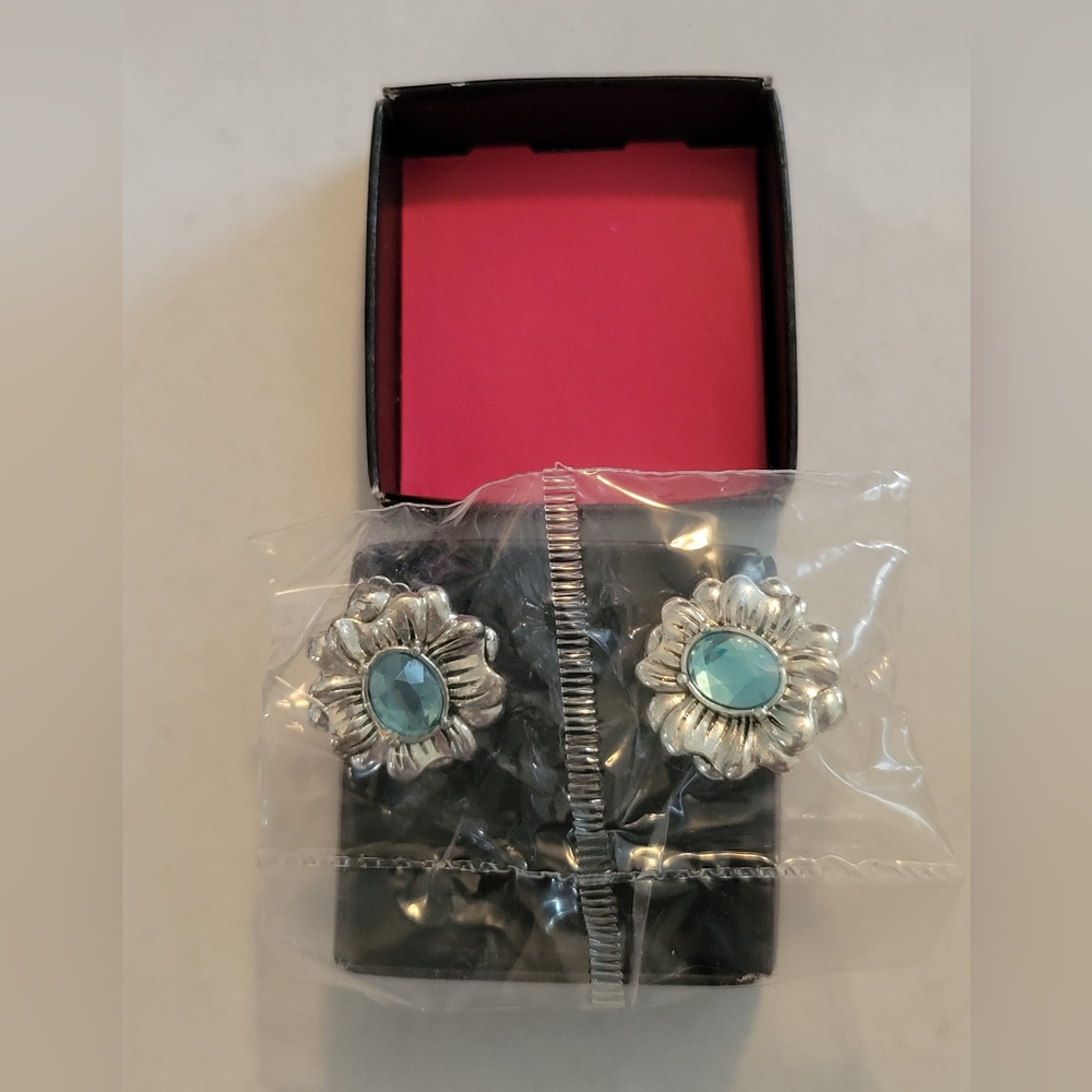 Avon Antiqued Floral March Birthstone Earrings